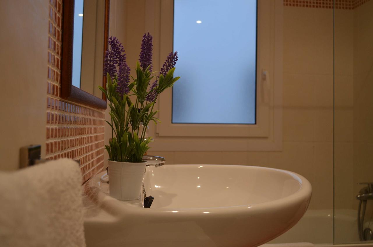 Apartamentos Antares 1 밀라도이로 외부 사진